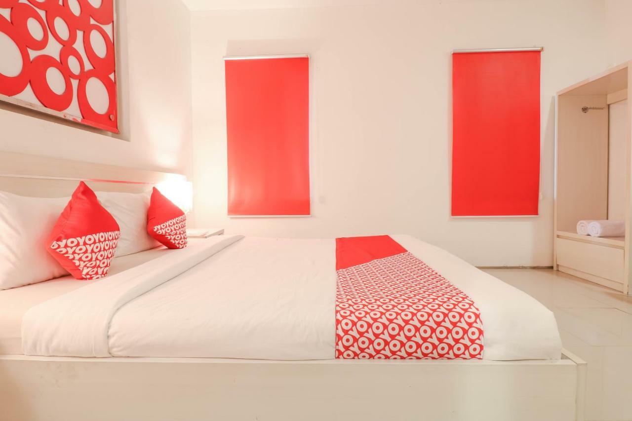 Oyo 1489 Simona Hotel Kerobokan Dış mekan fotoğraf