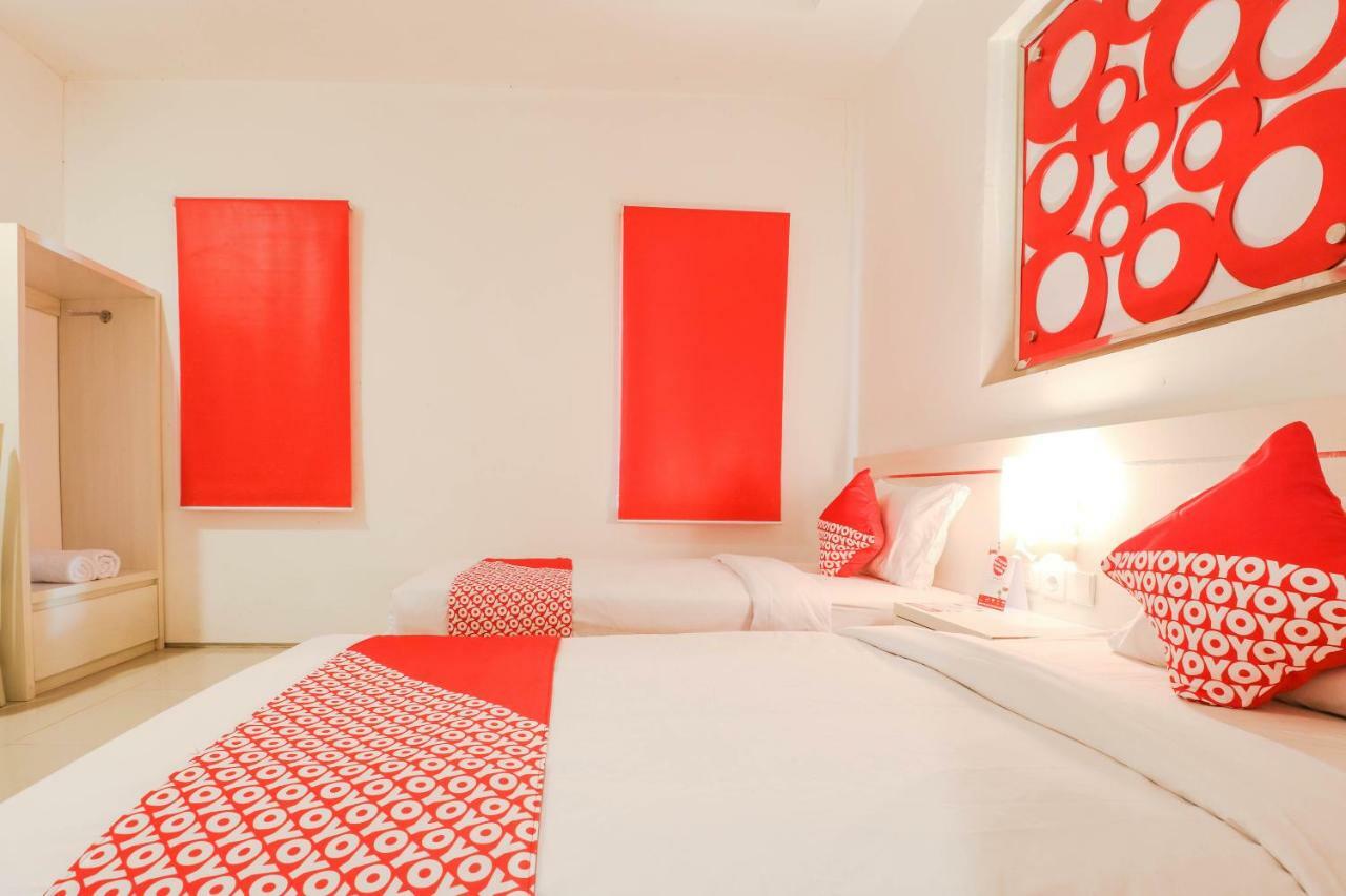 Oyo 1489 Simona Hotel Kerobokan Dış mekan fotoğraf