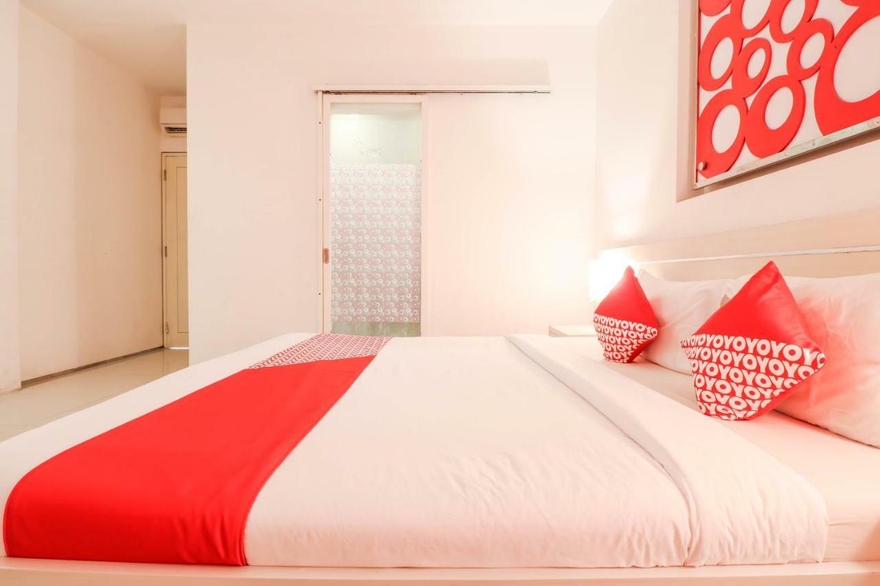 Oyo 1489 Simona Hotel Kerobokan Dış mekan fotoğraf